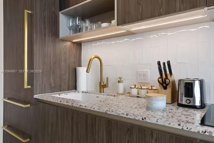 Gale Hotel & Residences (Natiivo) · #PH-4912 in Miami - Photo 17