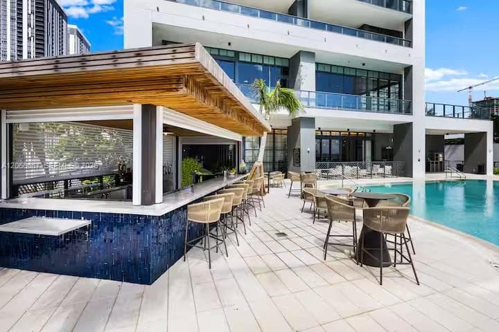 Gale Hotel & Residences (Natiivo) · #PH-4912 in Miami - Photo 26