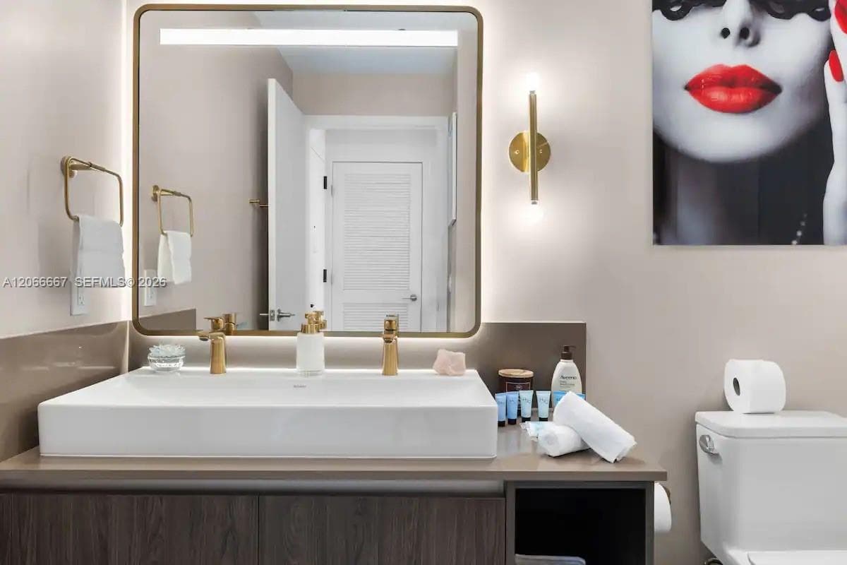 Gale Hotel & Residences (Natiivo) · #PH-4912 in Miami - Photo 21
