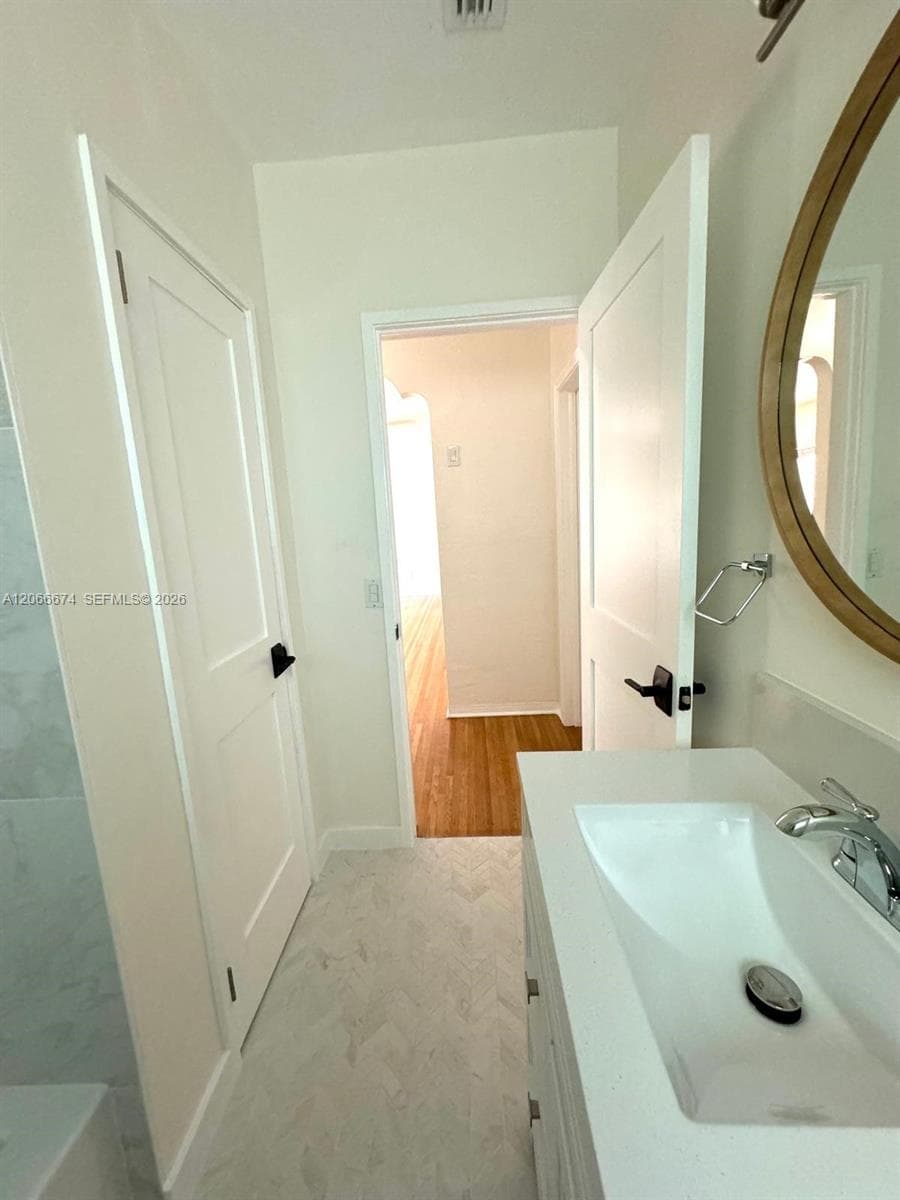 431 Candia Ave photo 43