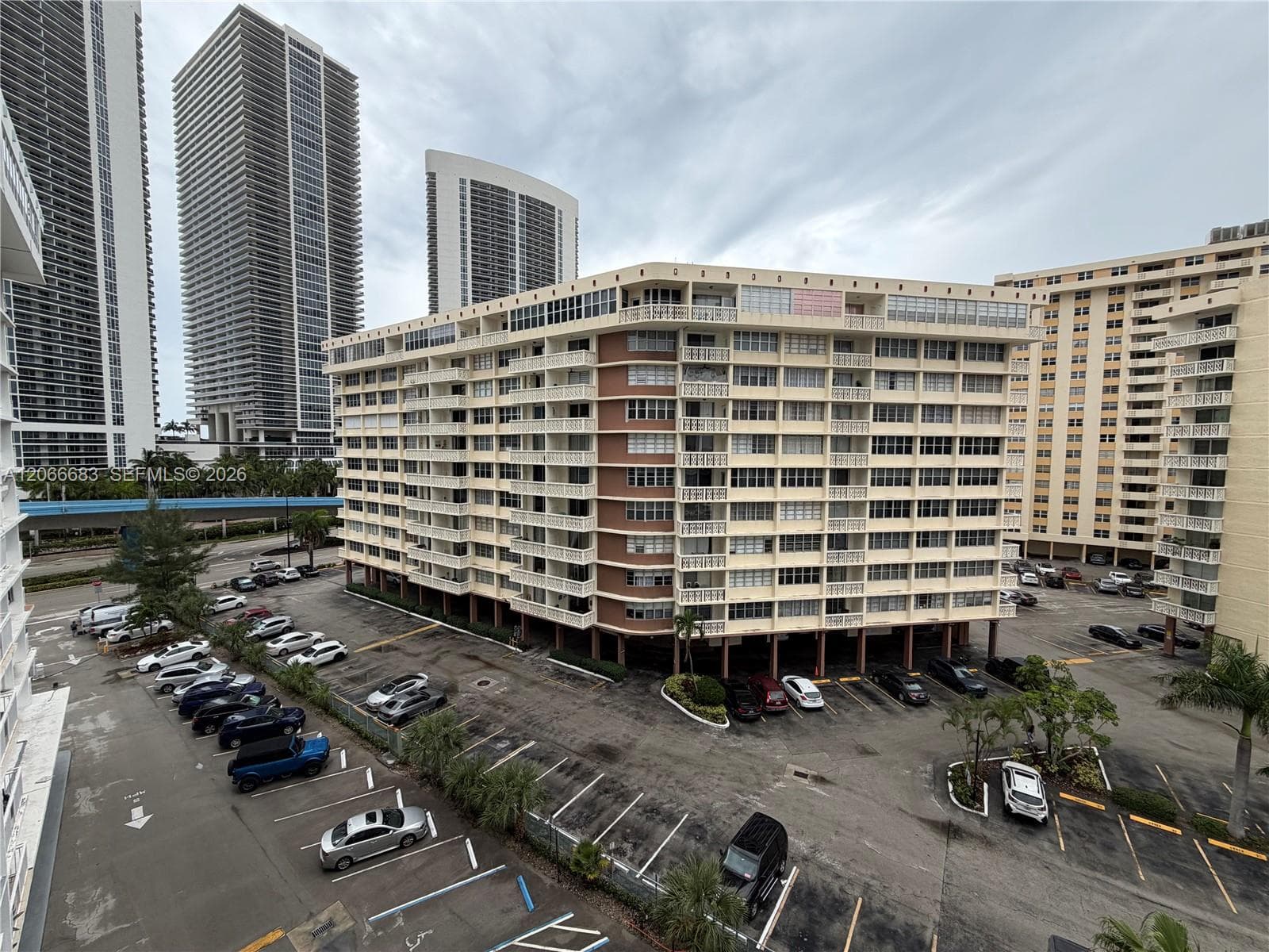 IMPERIAL TOWERS NORTH CON · #740 in Hallandale Beach - Photo 7