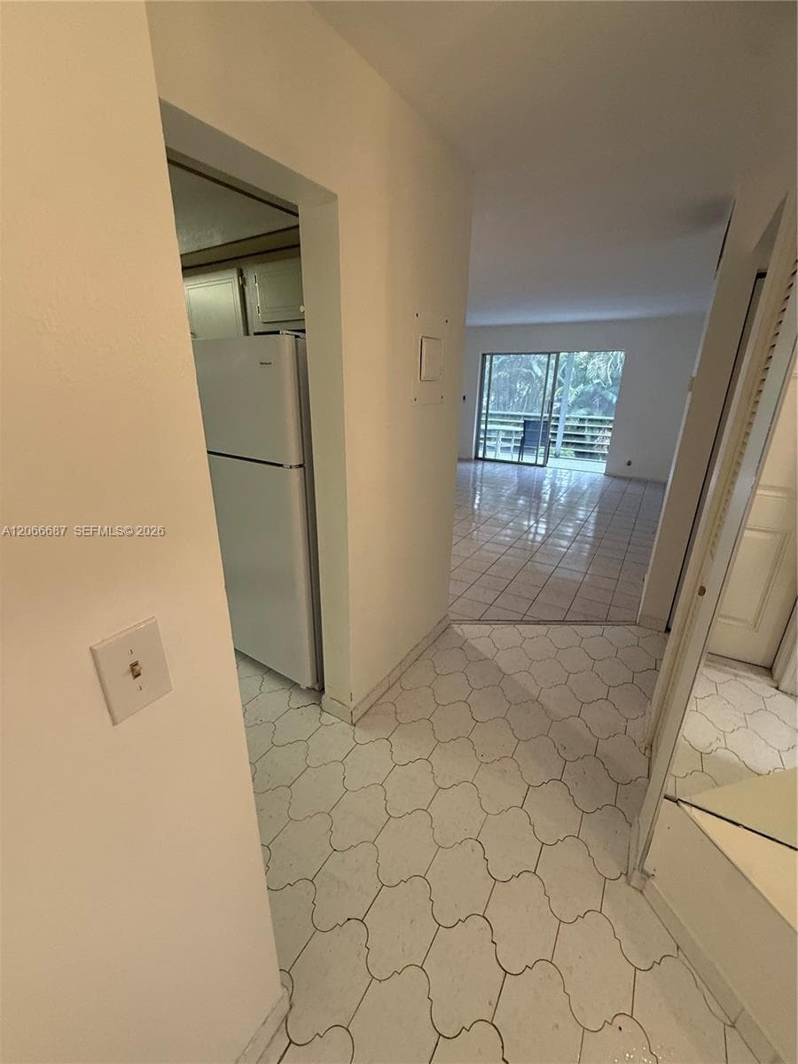 FAIRWAYS ROYAL CONDO · #206 in Hallandale Beach - Photo 7