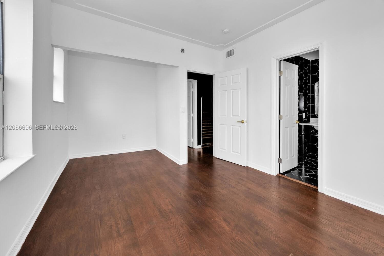 PENN PLAZA CONDO · #201 in Miami Beach - Photo 17