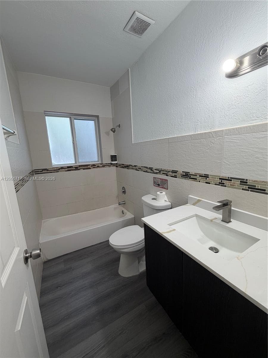 328 SW 15th Ave #- photo 13