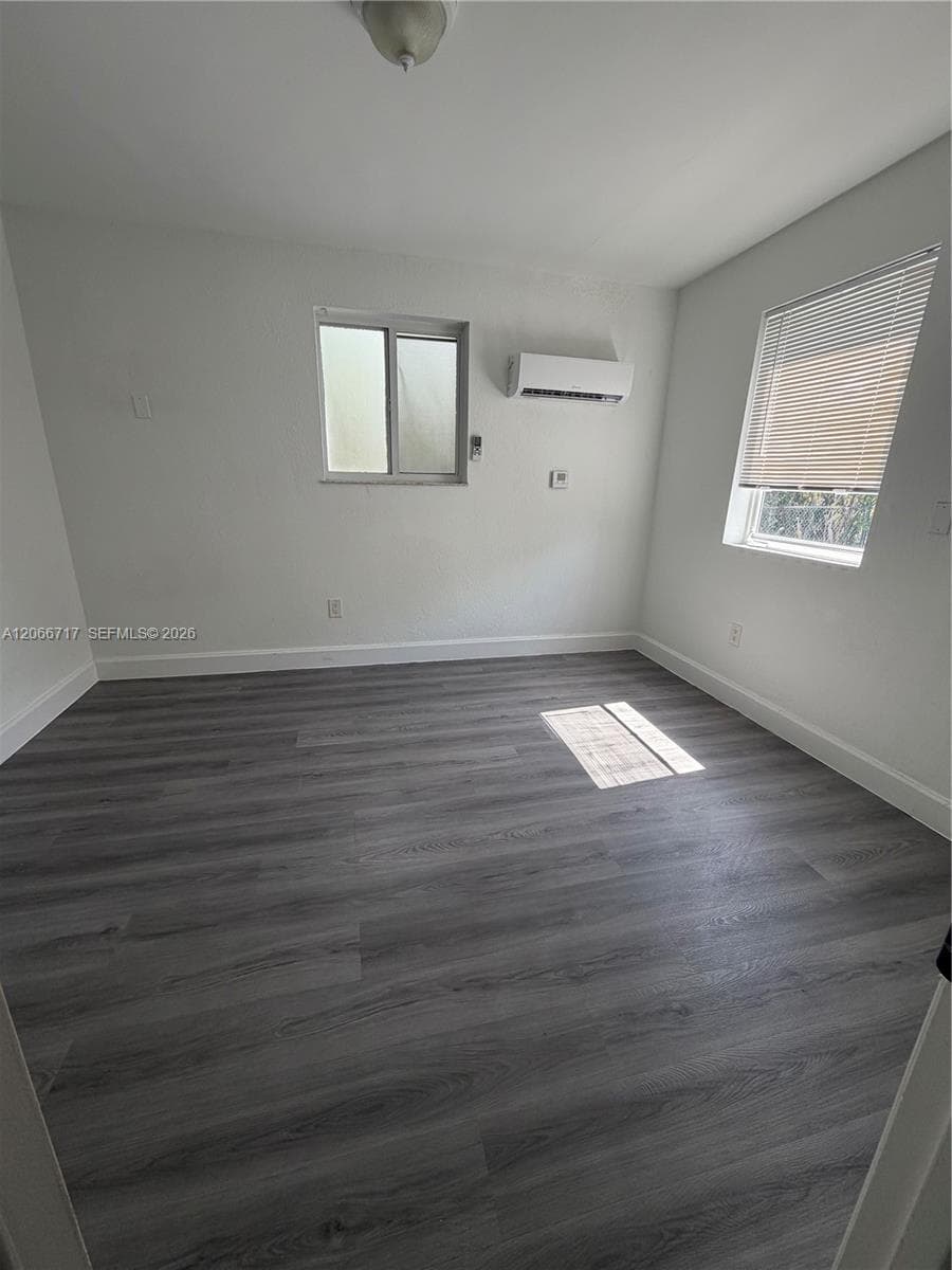328 SW 15th Ave #- photo 17