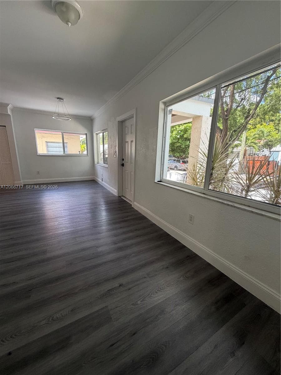 328 SW 15th Ave #- photo 5