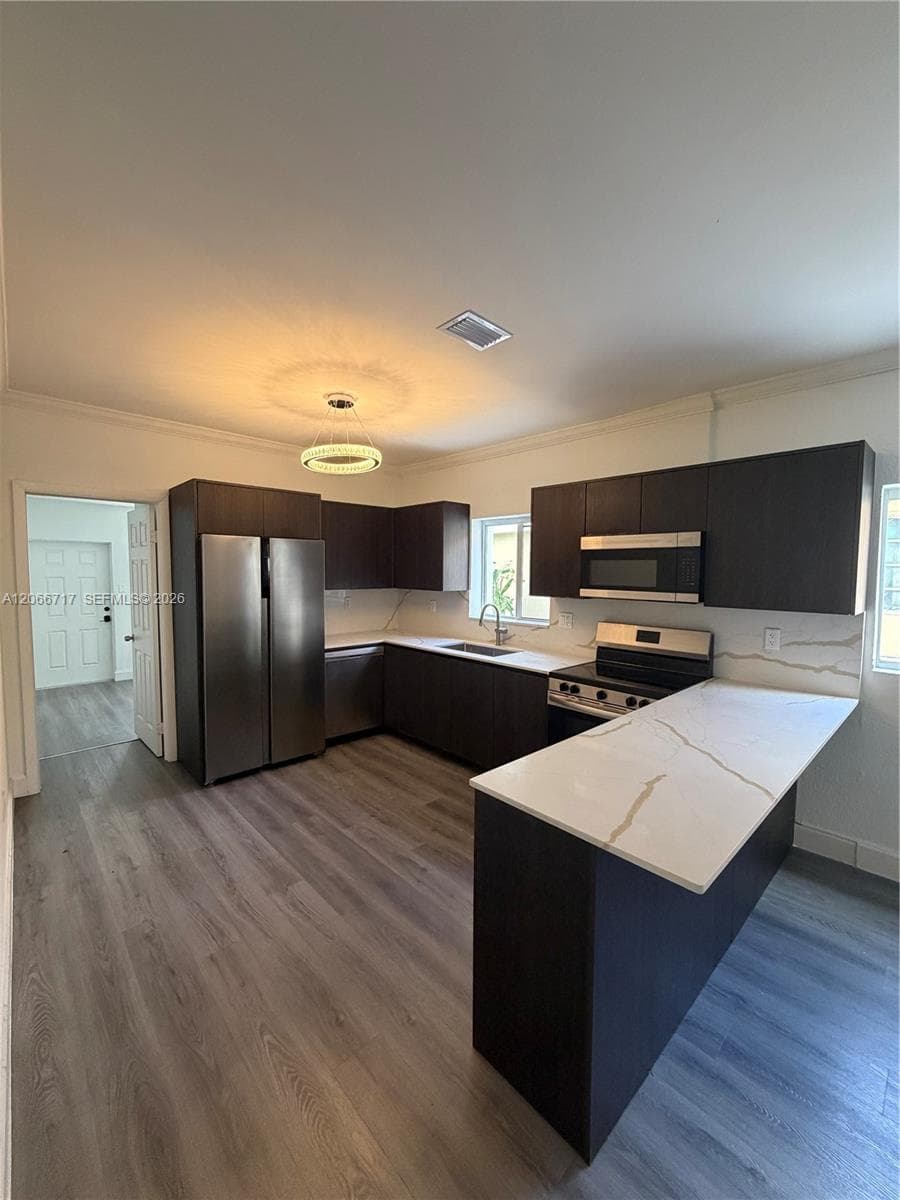 328 SW 15th Ave #- photo 11