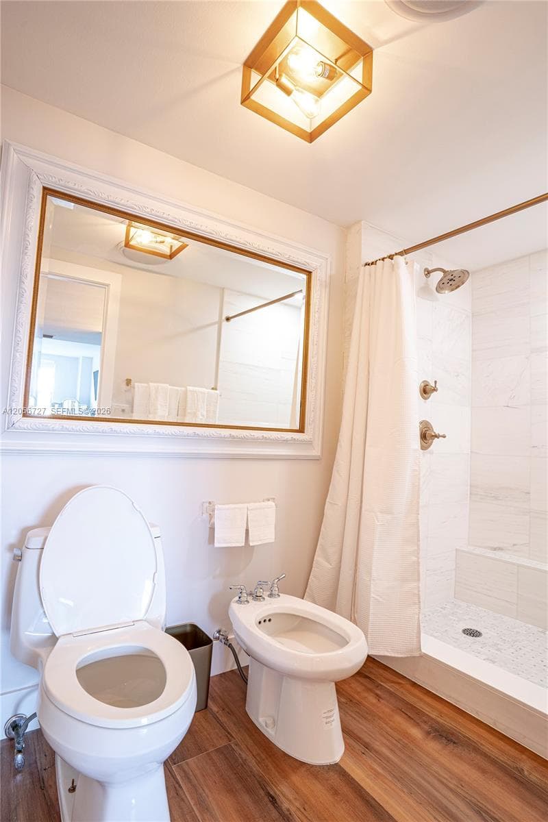 Commodore Club South · #1207 in Key Biscayne - Photo 24