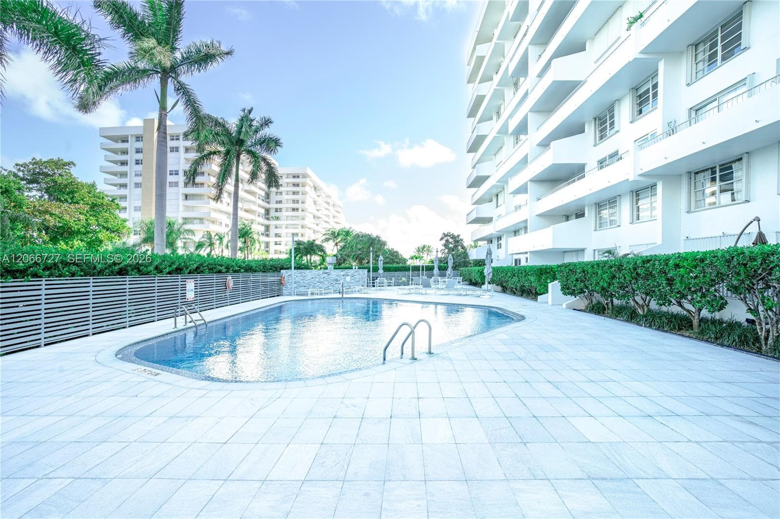 Commodore Club South · #1207 in Key Biscayne - Photo 41