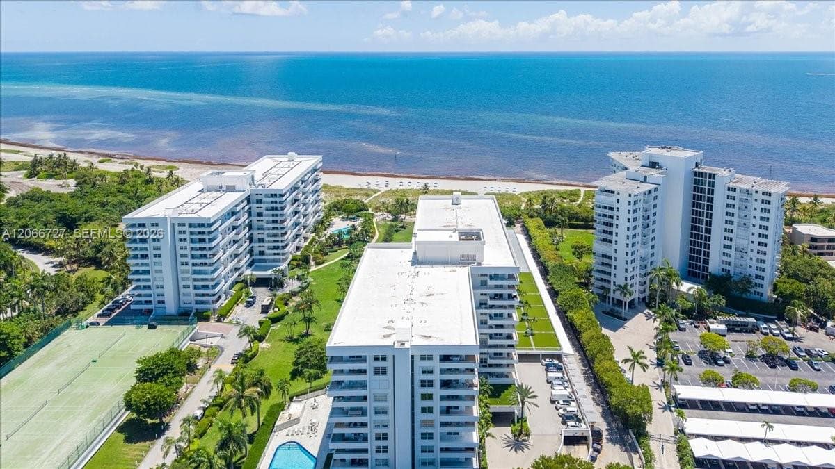 Commodore Club South · #1207 in Key Biscayne - Photo 48