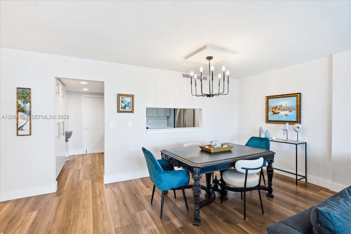 Commodore Club South · #1207 in Key Biscayne - Photo 11