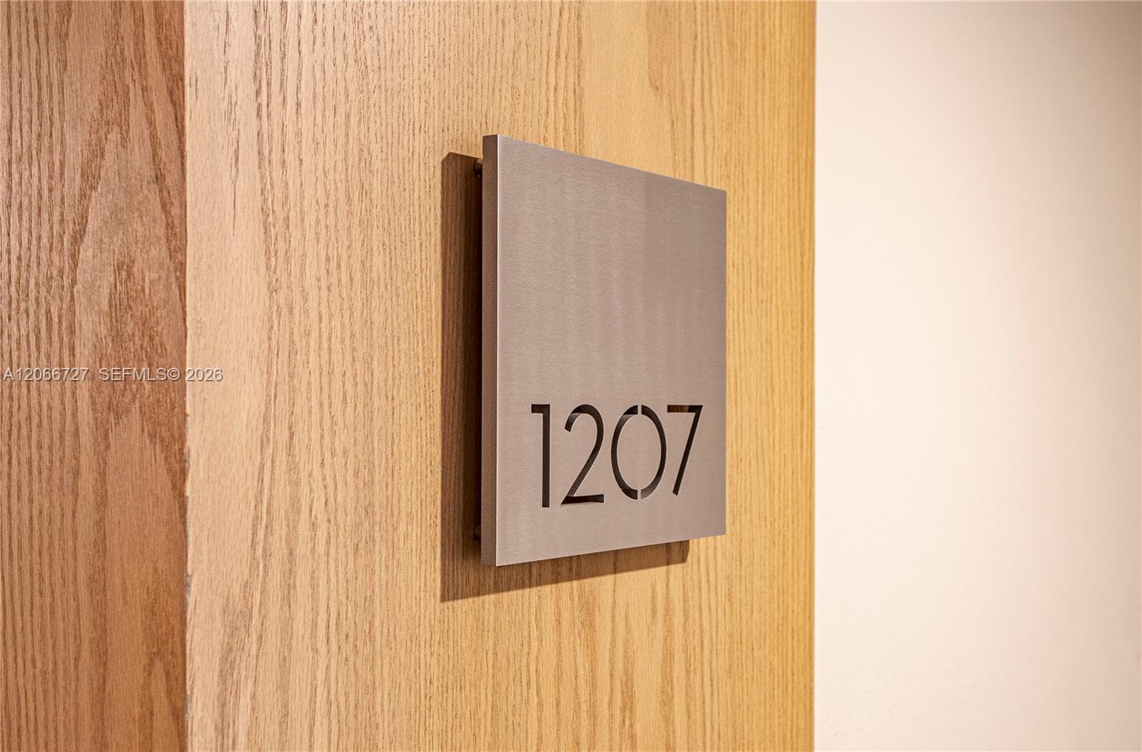 Commodore Club South · #1207 in Key Biscayne - Photo 4