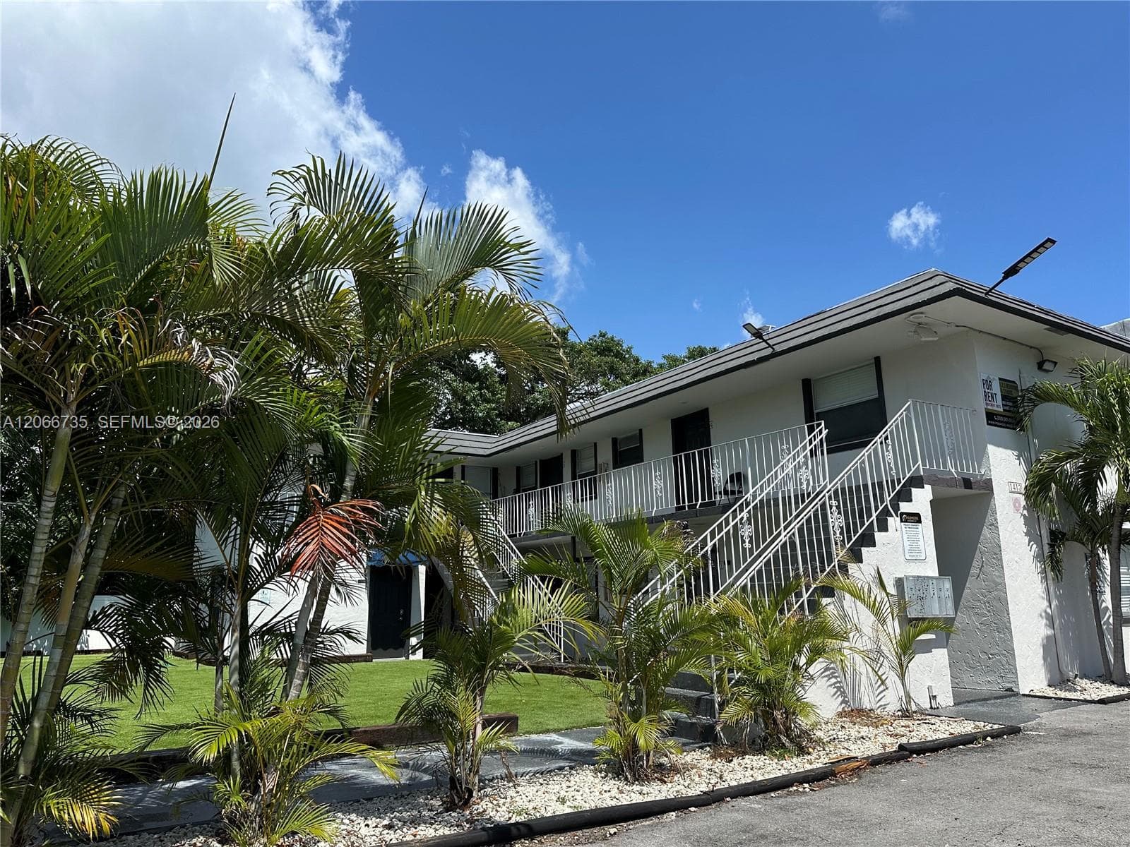 LAUDERDALE GARDENS · #5 in Fort Lauderdale - Photo 26