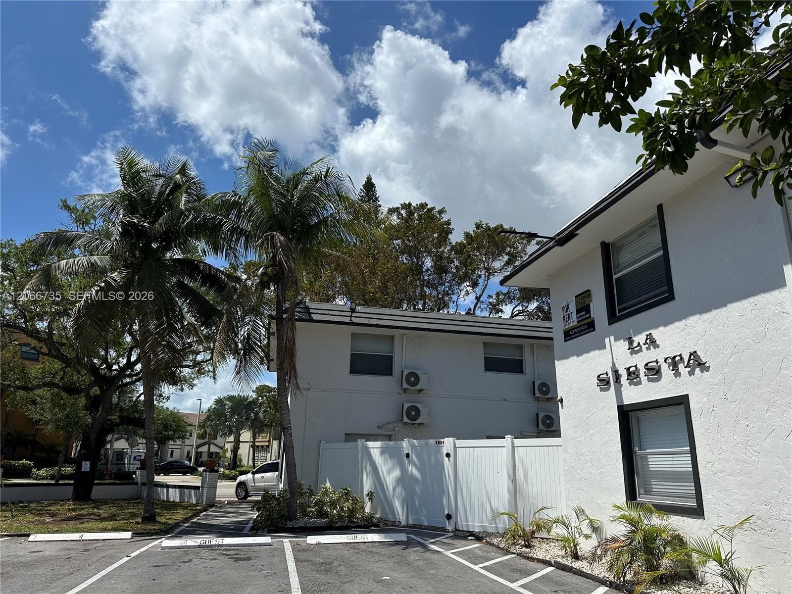 LAUDERDALE GARDENS · #5 in Fort Lauderdale - Photo 24