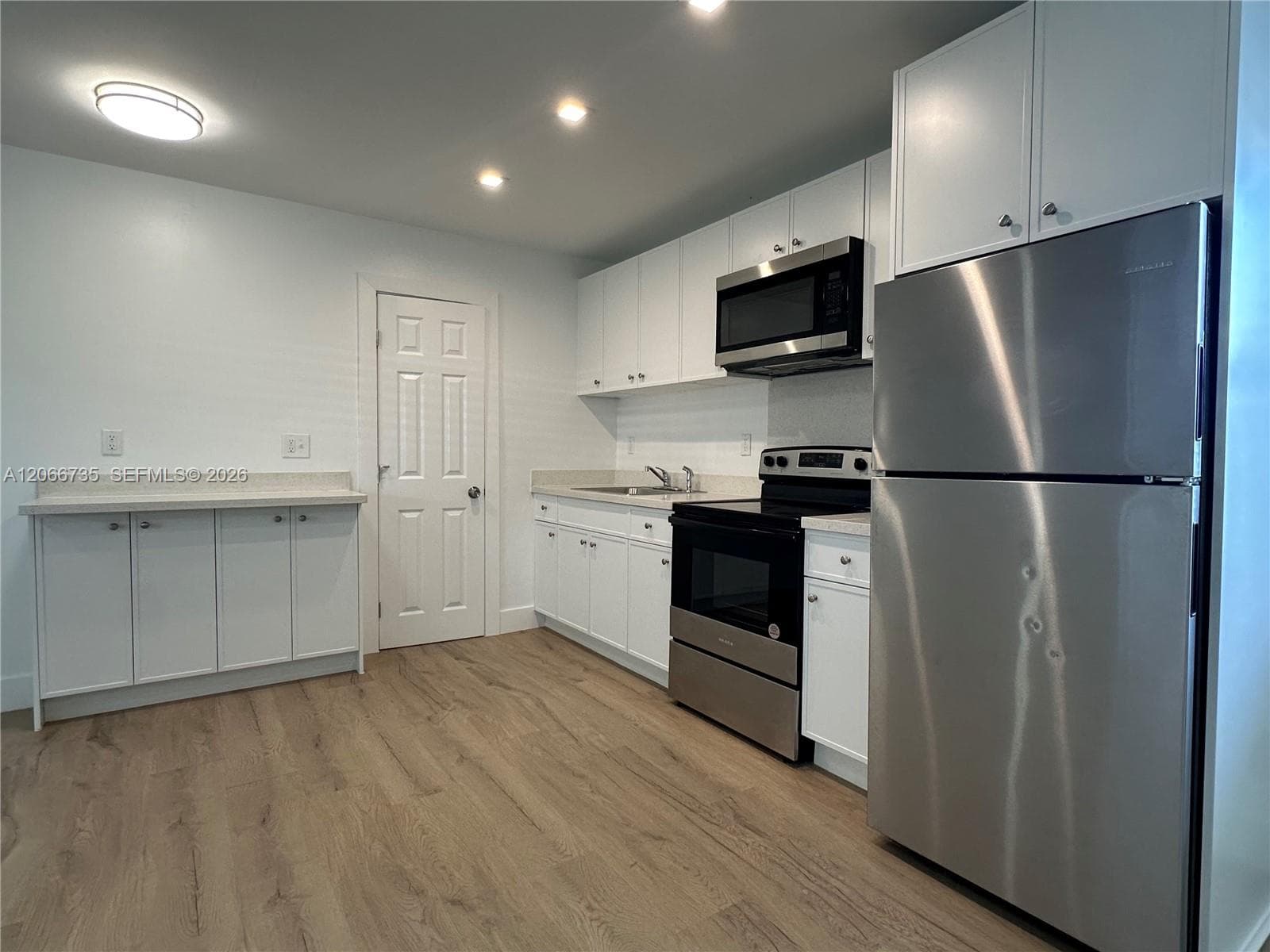 LAUDERDALE GARDENS · #5 in Fort Lauderdale - Photo 8