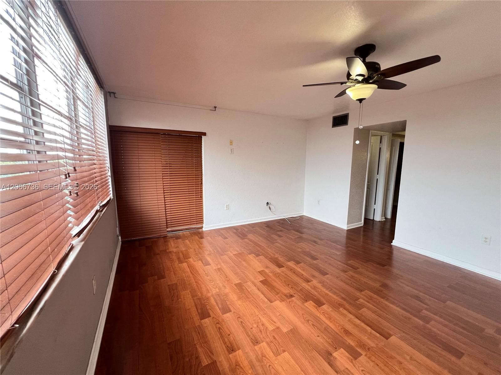 JADE WINDS GROUP - · #509-1 in Miami - Photo 24