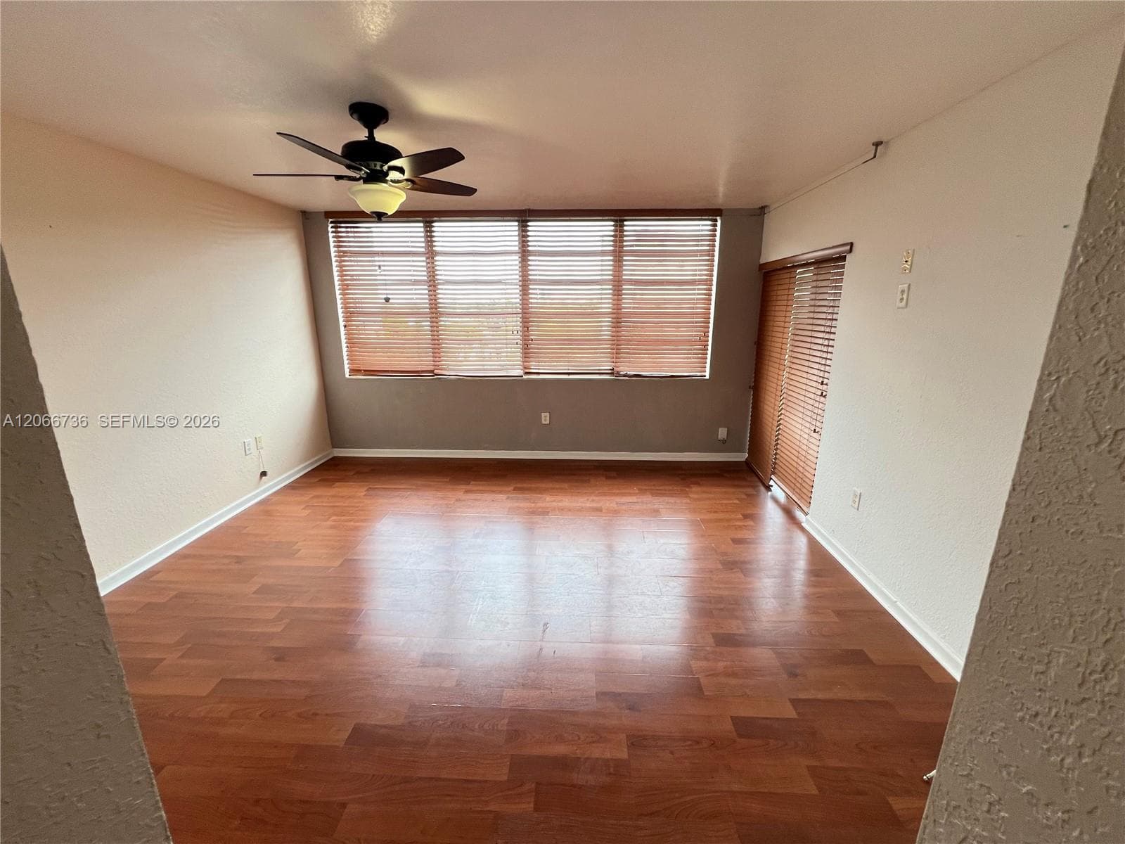 JADE WINDS GROUP - · #509-1 in Miami - Photo 21