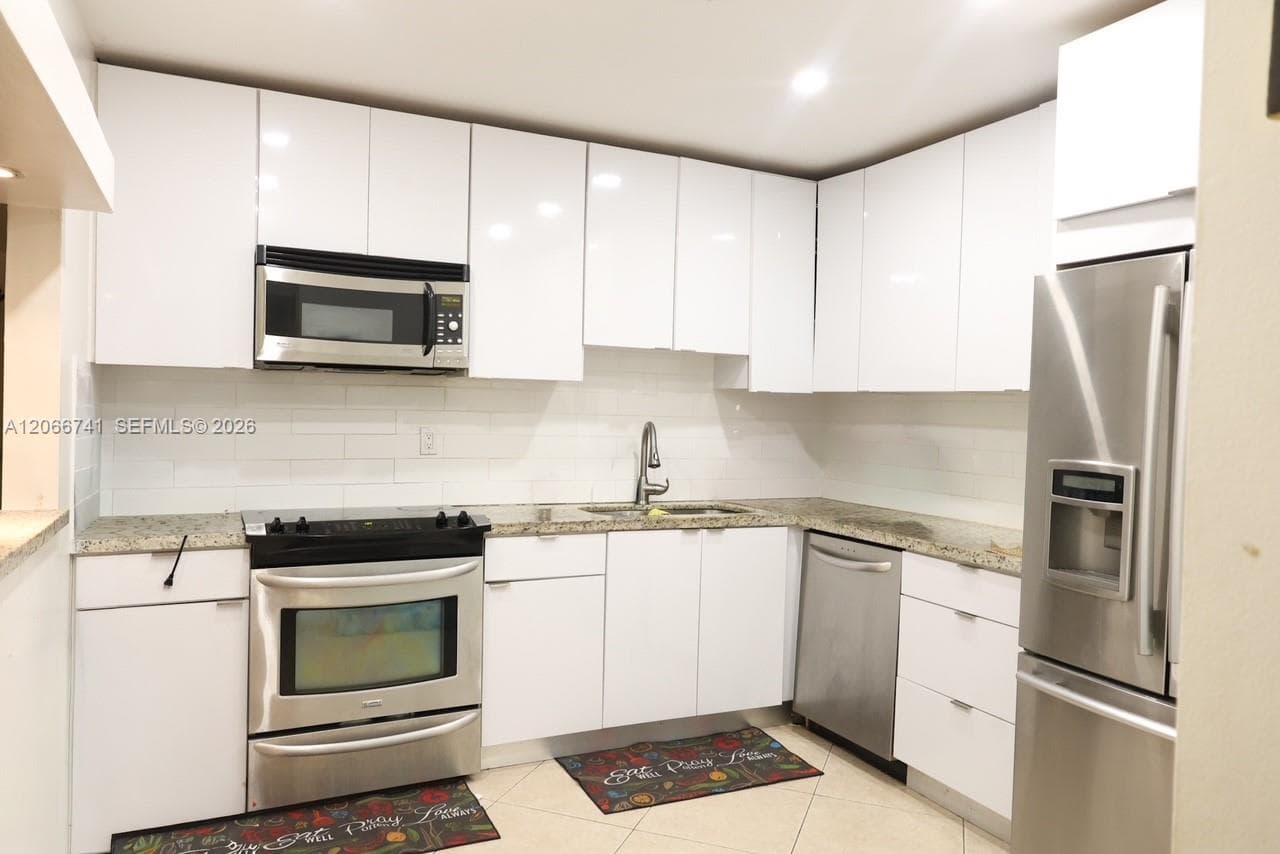 Northlake Village · #207E in Miami - Photo 24