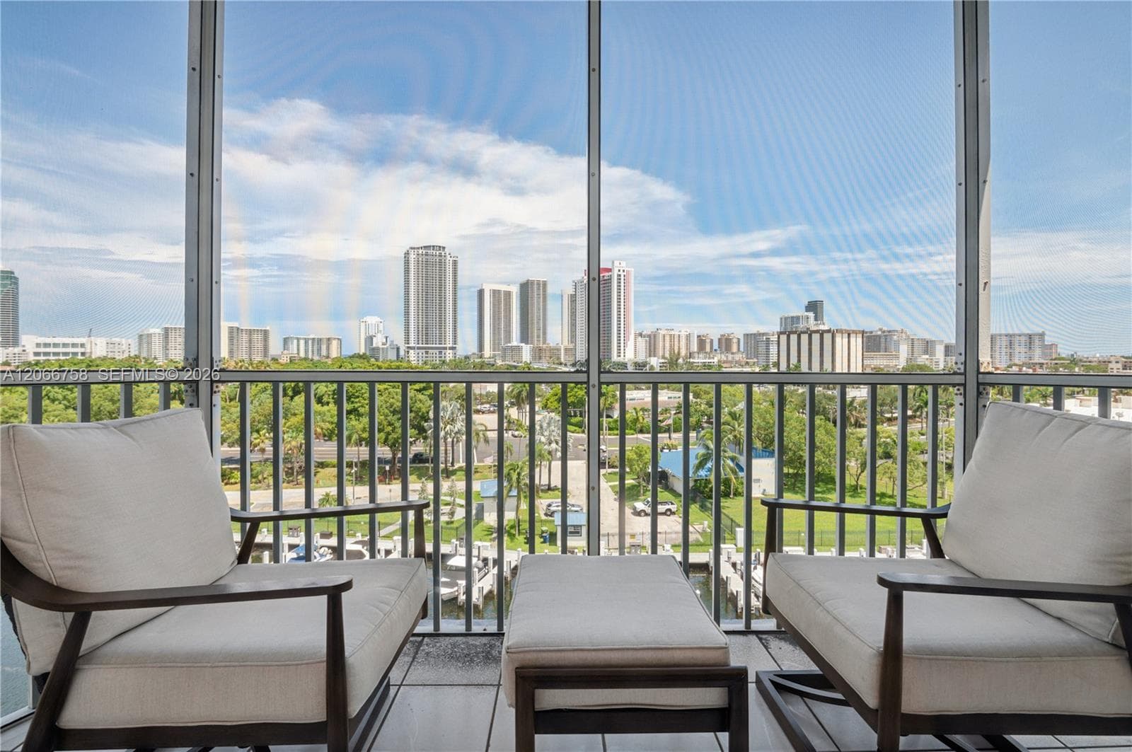 FAIRWAYS RIVIERA · #830 in Hallandale Beach - Photo 2