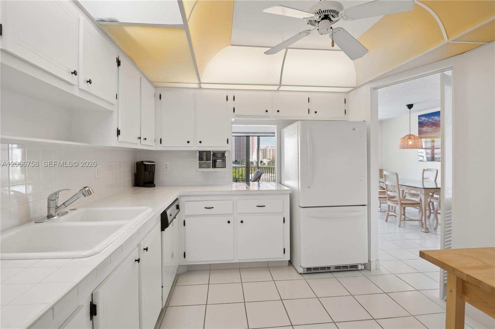 FAIRWAYS RIVIERA · #830 in Hallandale Beach - Photo 5