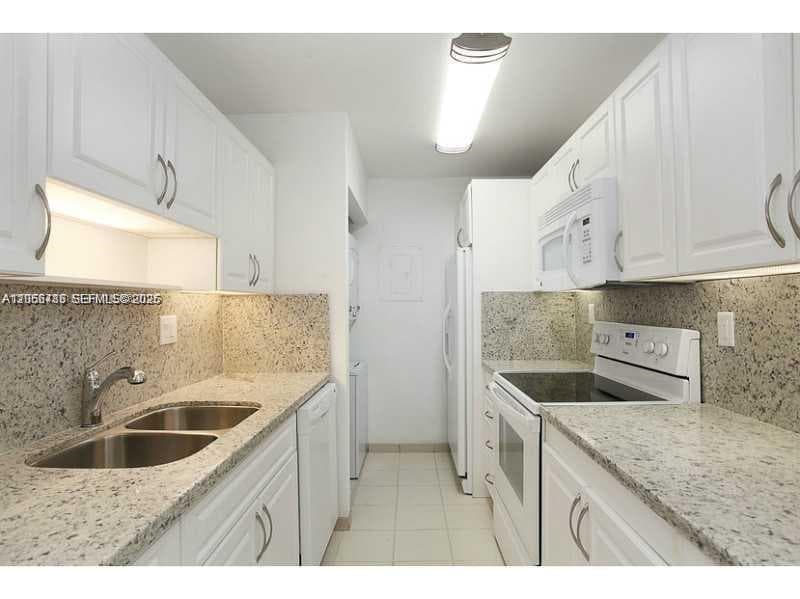 SOLIMAR CONDO OF KEY BISC · #4L in Key Biscayne - Photo 8