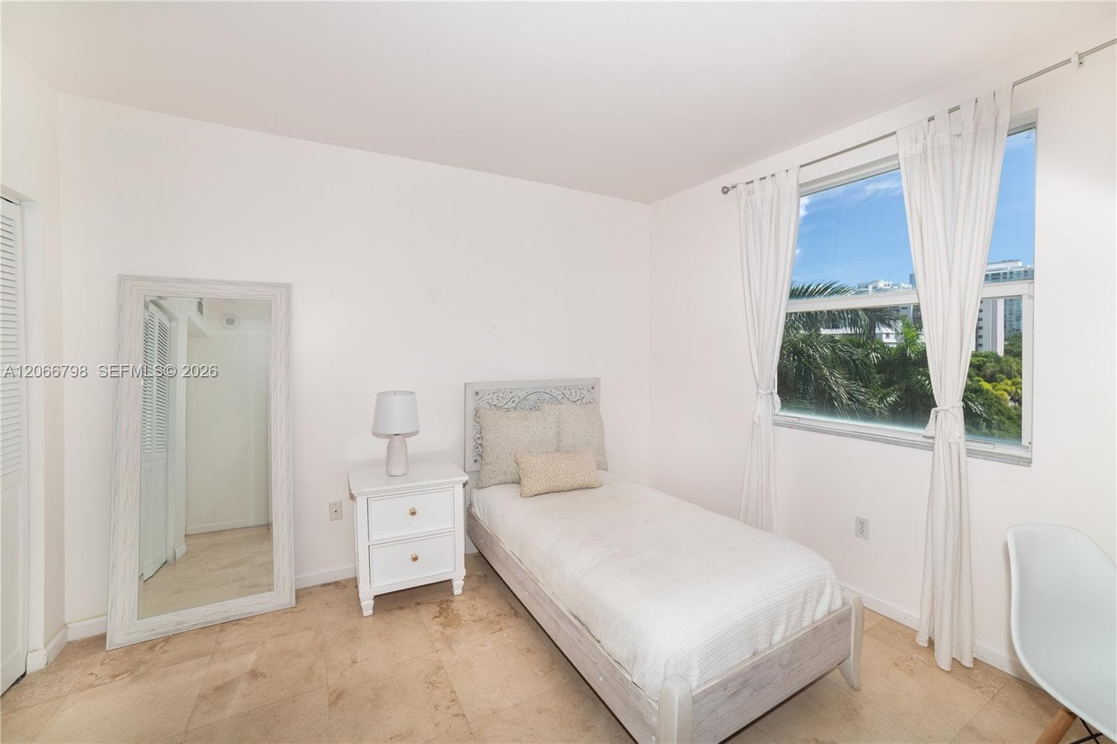 Porto Bellagio · #1501 in Sunny Isles Beach - Photo 23