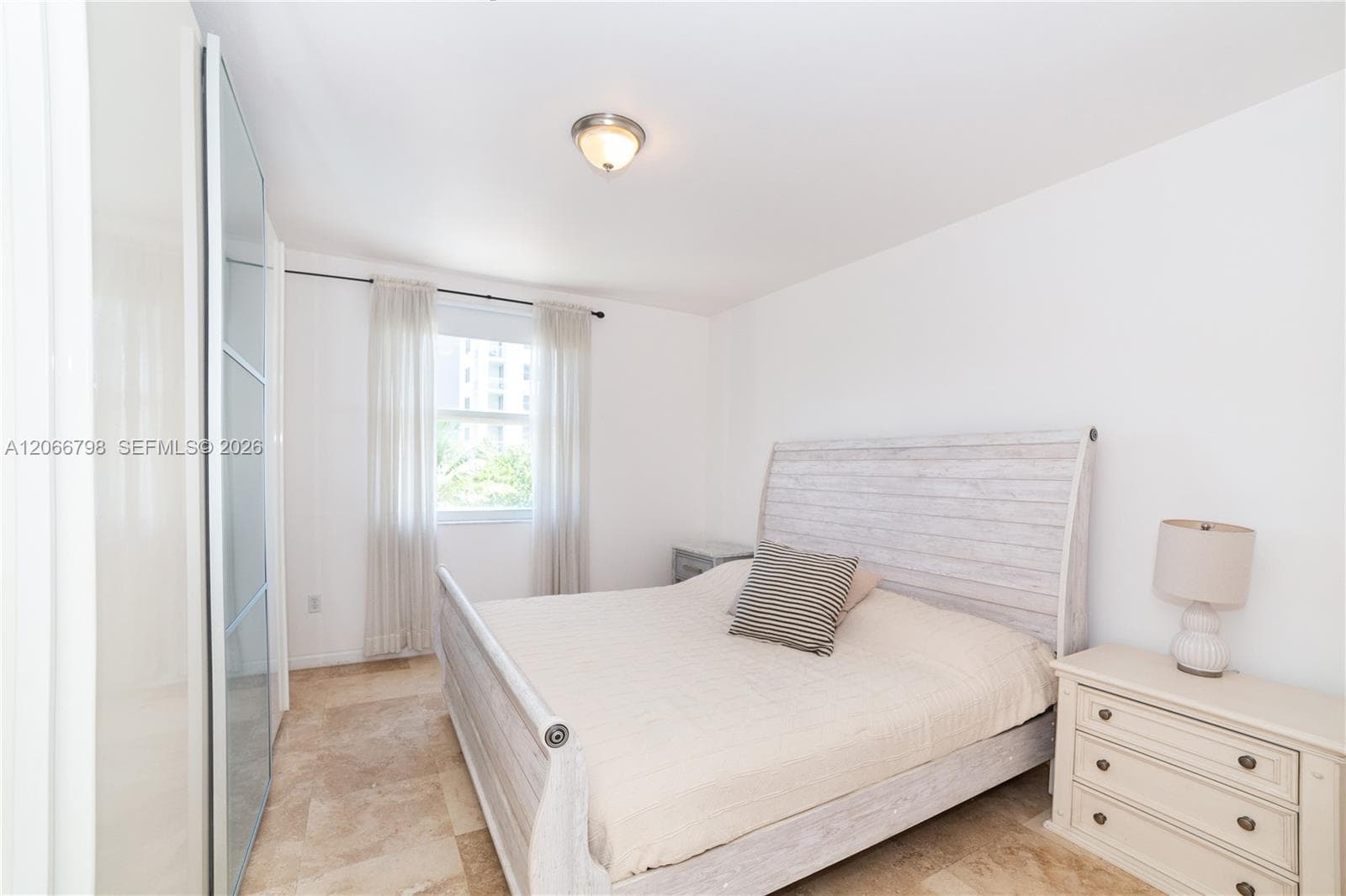 Porto Bellagio · #1501 in Sunny Isles Beach - Photo 16