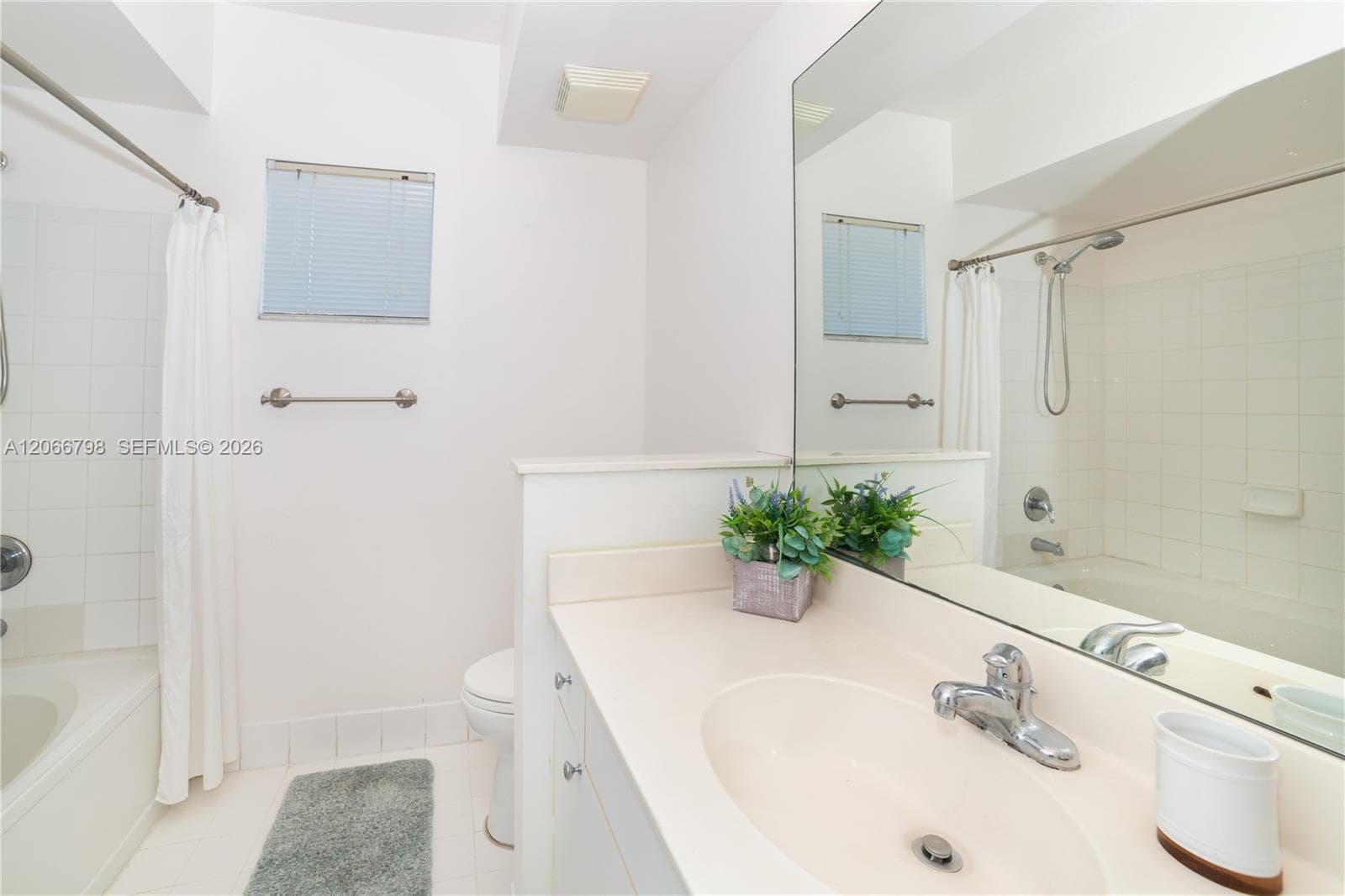Porto Bellagio · #1501 in Sunny Isles Beach - Photo 26