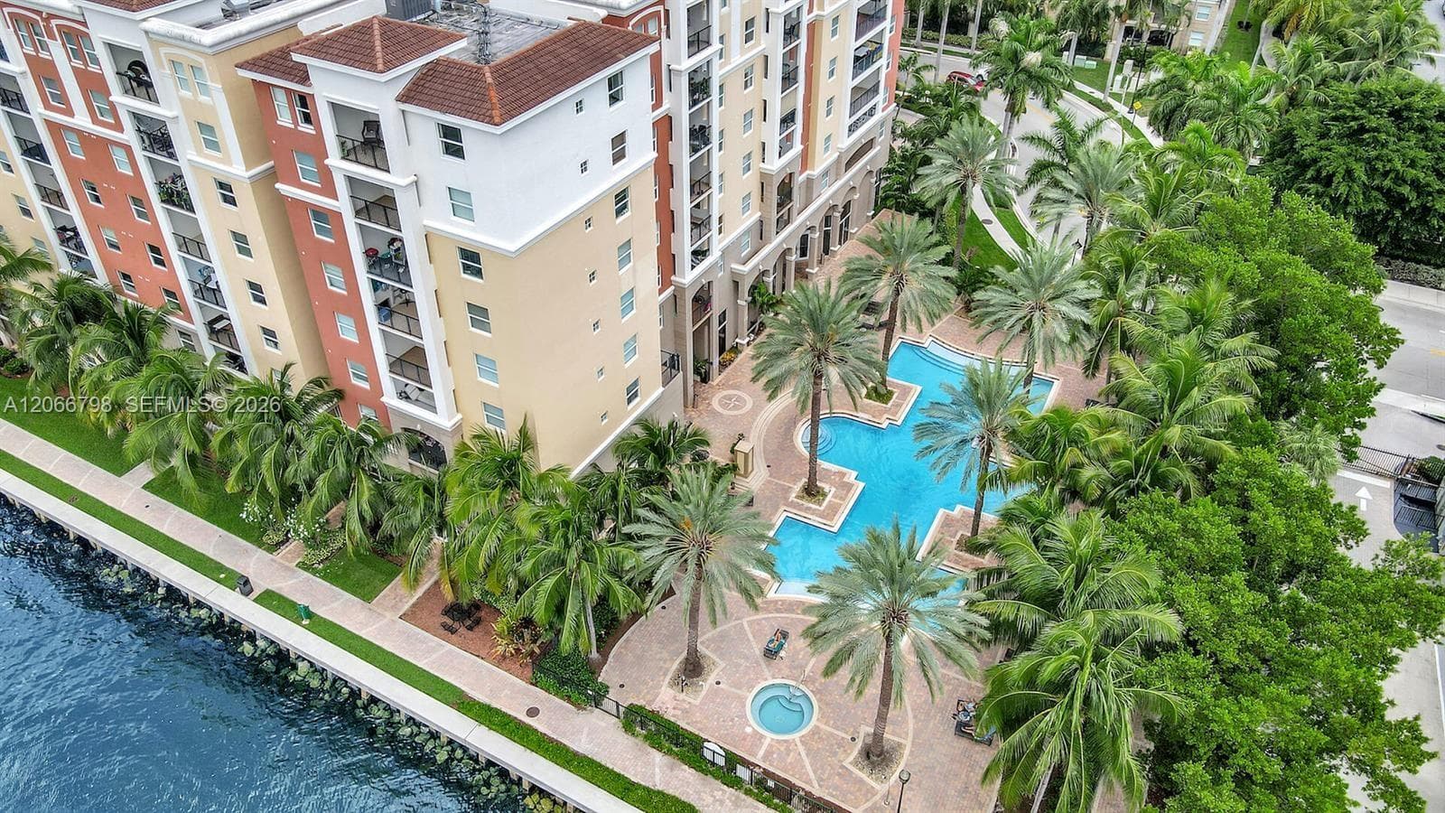 Porto Bellagio · #1501 in Sunny Isles Beach - Photo 45