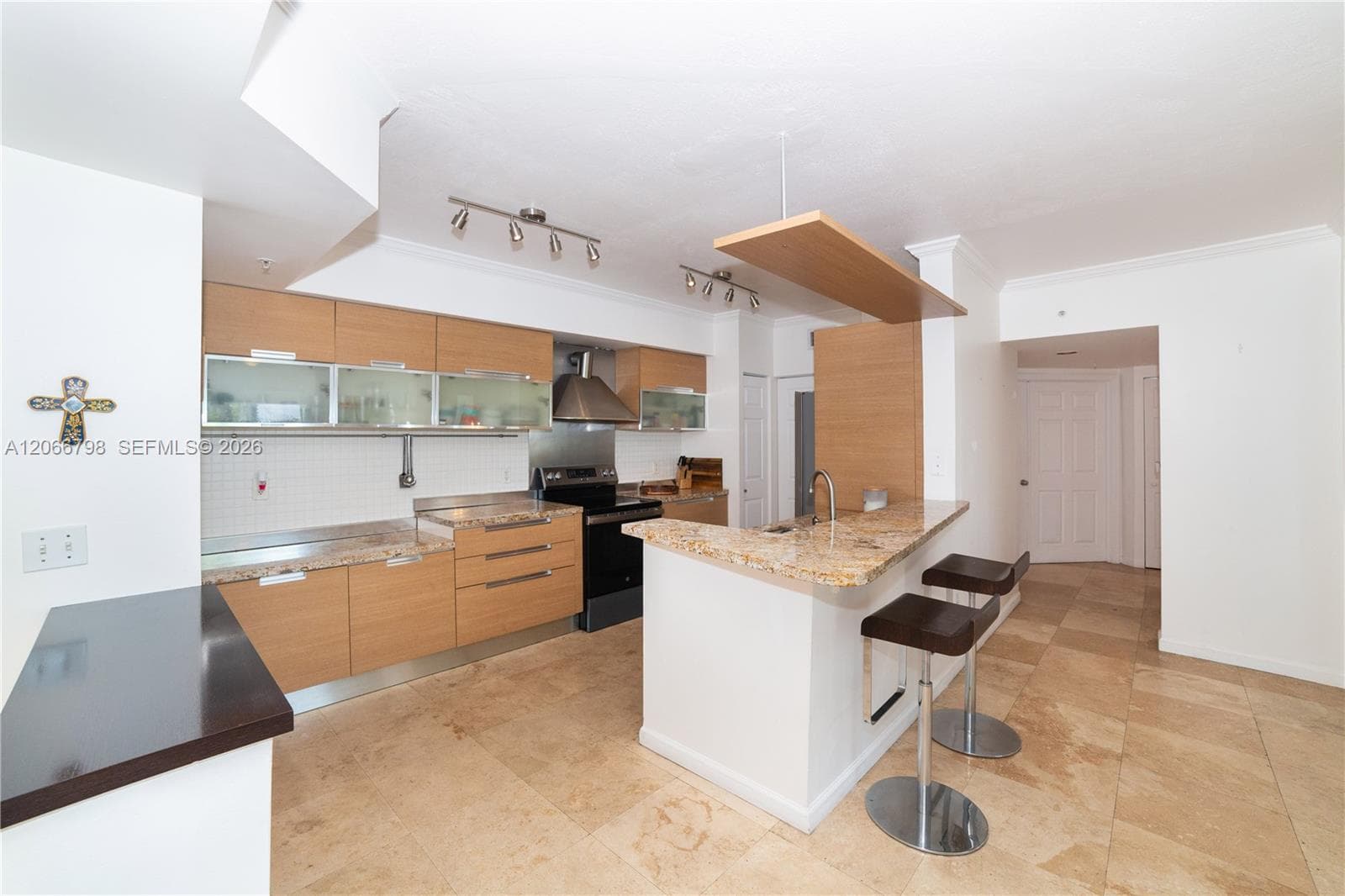 Porto Bellagio · #1501 in Sunny Isles Beach - Photo 31