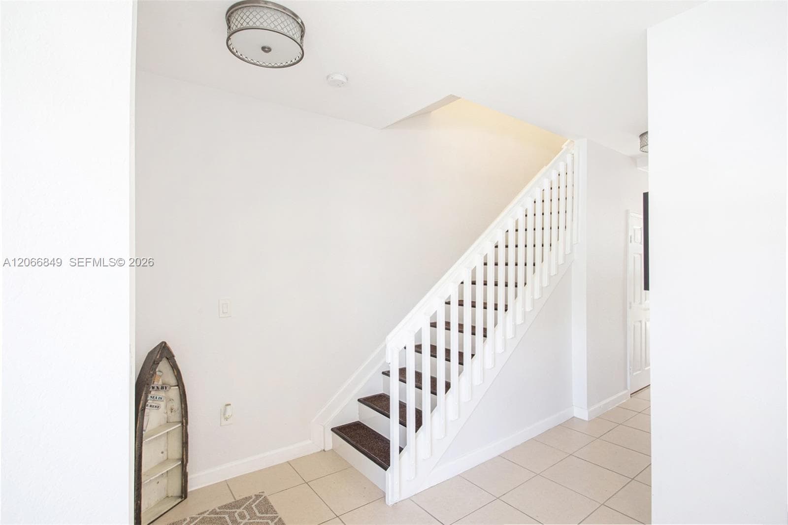 132 SE 28th Pl photo 13