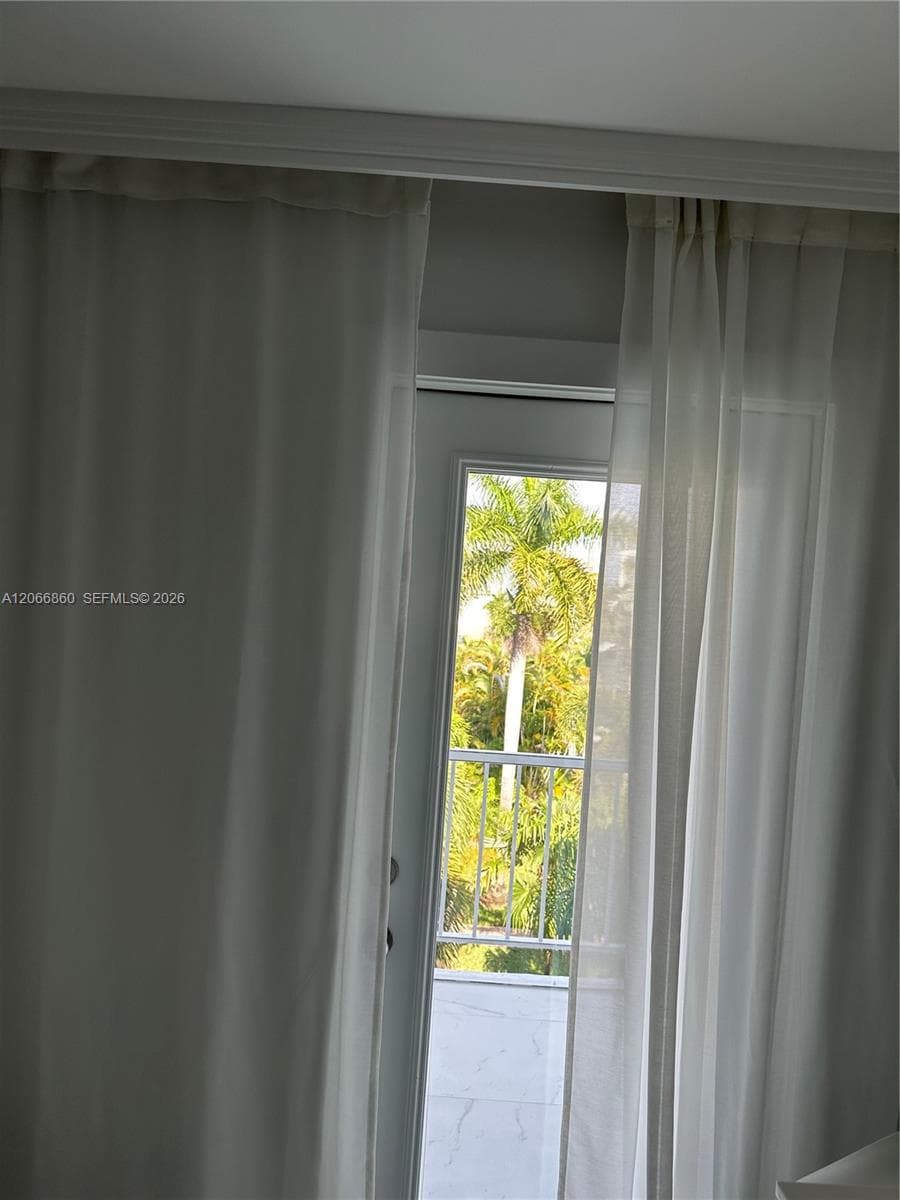 APRIL SONG CONDO · #423 in Hallandale Beach - Photo 18