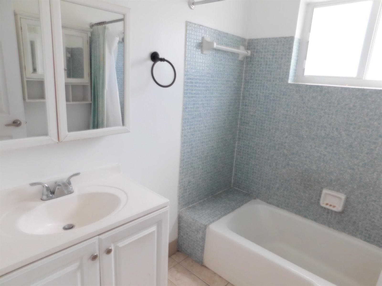2nd Bathroom