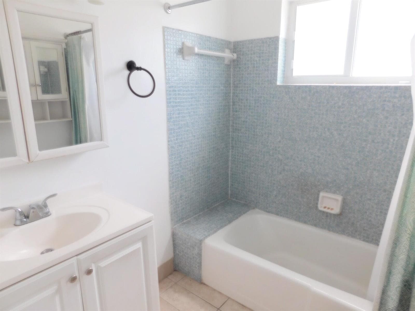 2nd Bathroom