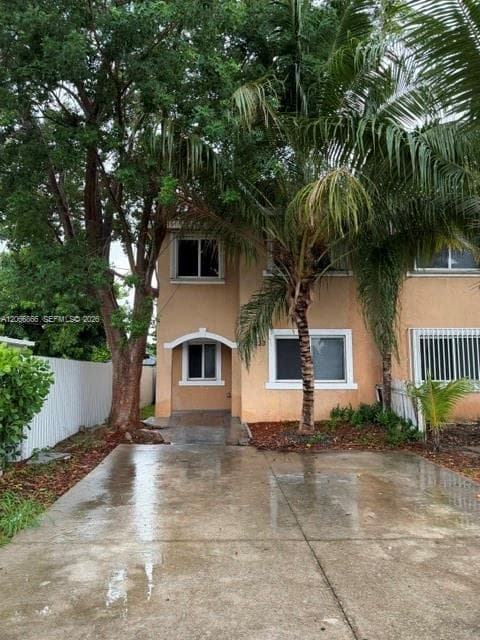 10230 SW 173rd St photo 2