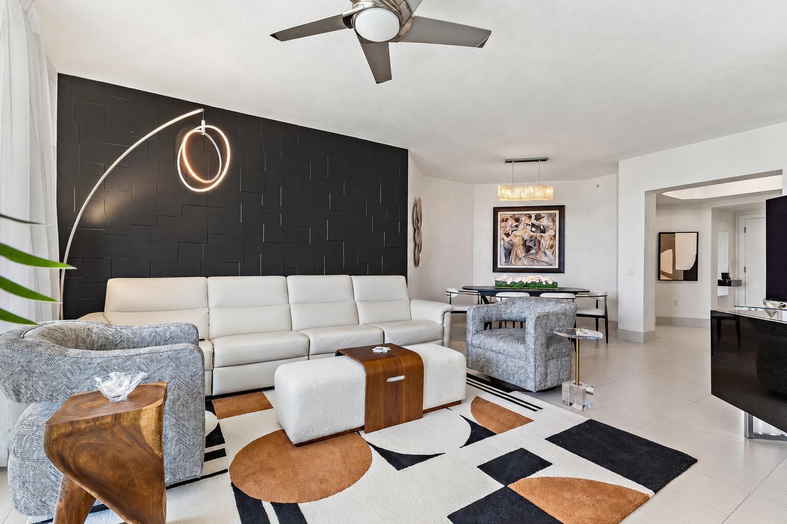 Living/DiningArea