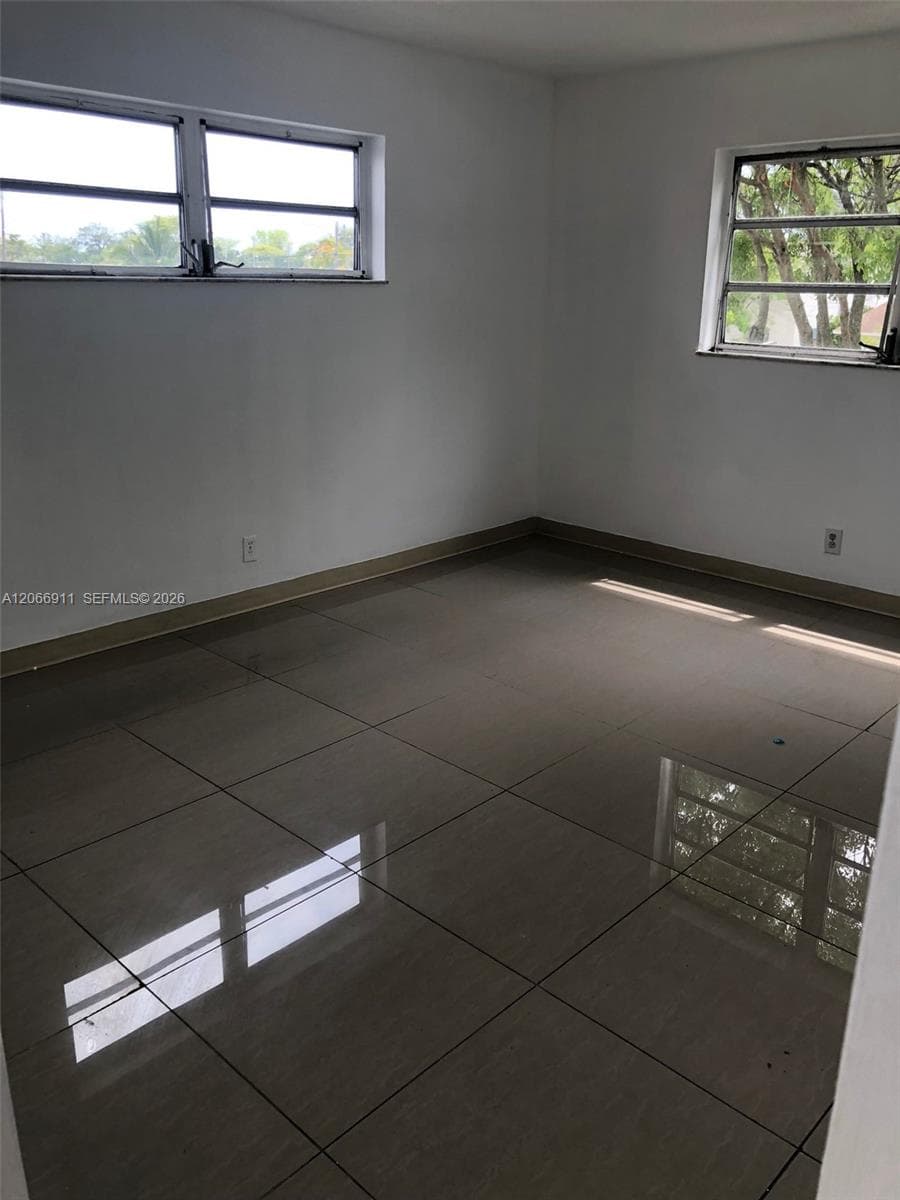 PARKSIDE TOWERS CONDO · #201 in Hallandale Beach - Photo 6