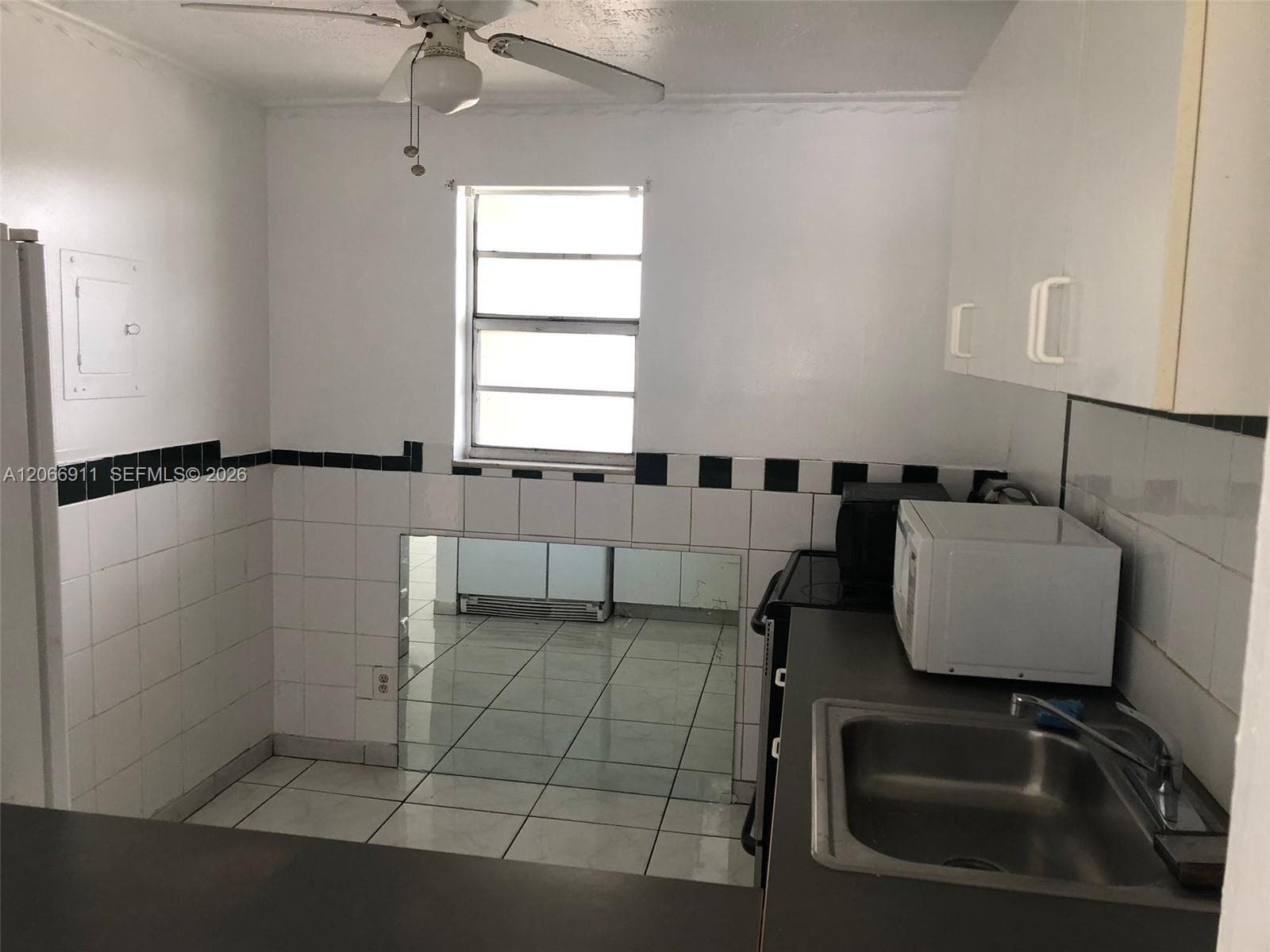 PARKSIDE TOWERS CONDO · #201 in Hallandale Beach - Photo 3