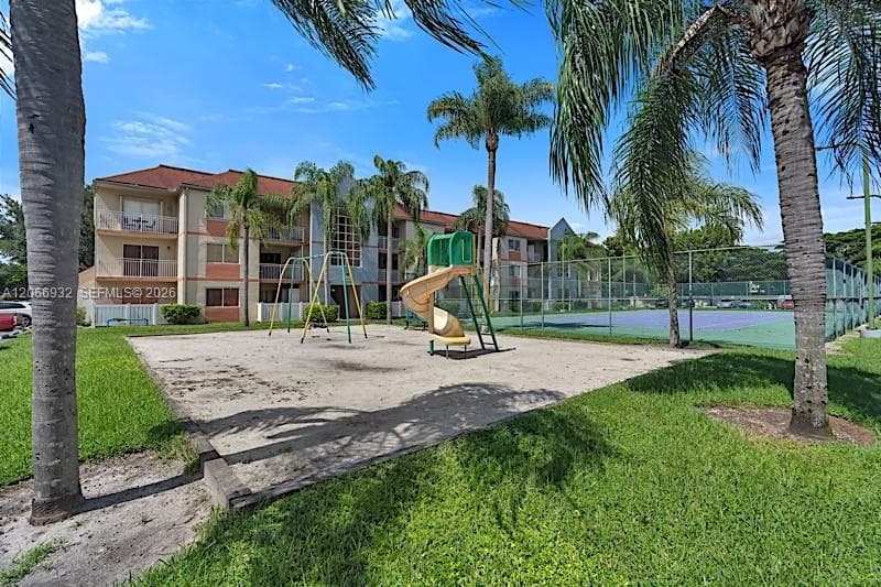 Villa Rustica I Condo · #304 in Hialeah - Photo 21
