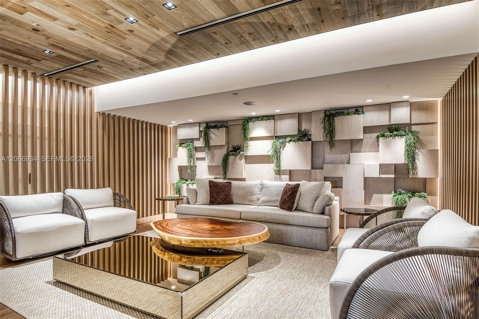 Pepe Calderon designed common areas.