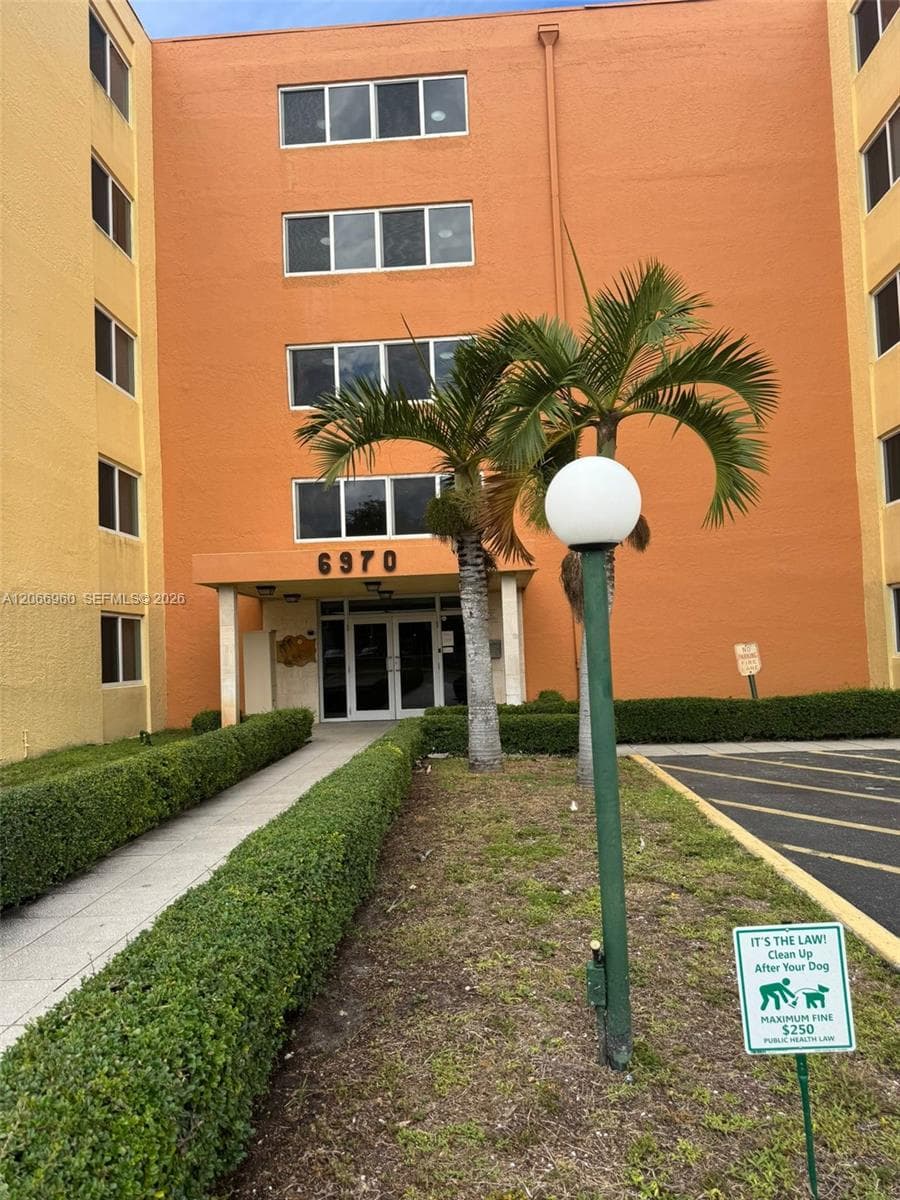 CORAL GATE WEST CONDO · #3-212 in Hialeah - Photo 8