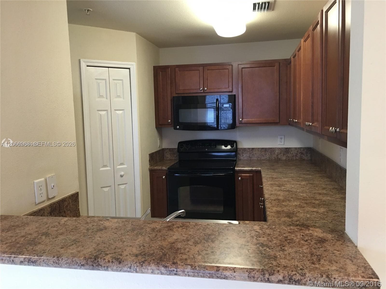 ST MORTIZ AT DORAL CONDO · #103 in Doral - Photo 4