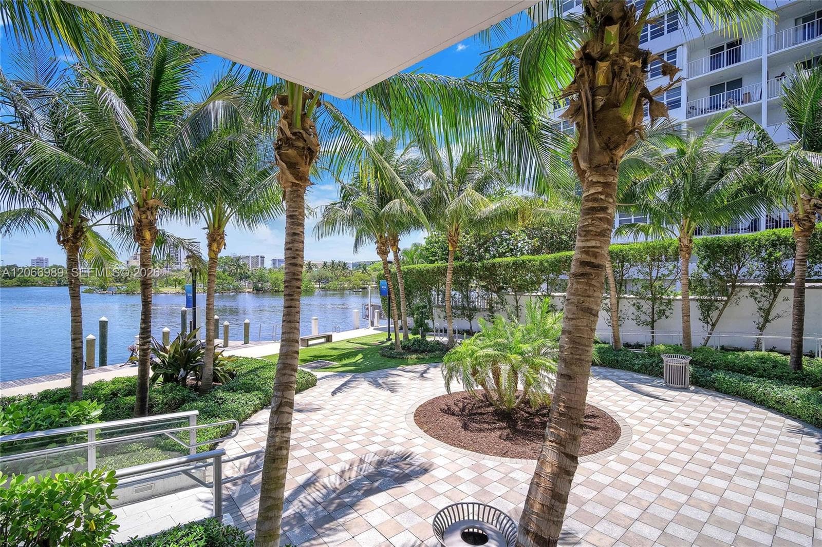 Four Seasons Private Residences Fort Lauderdale · #501 in Fort Lauderdale - Photo 20
