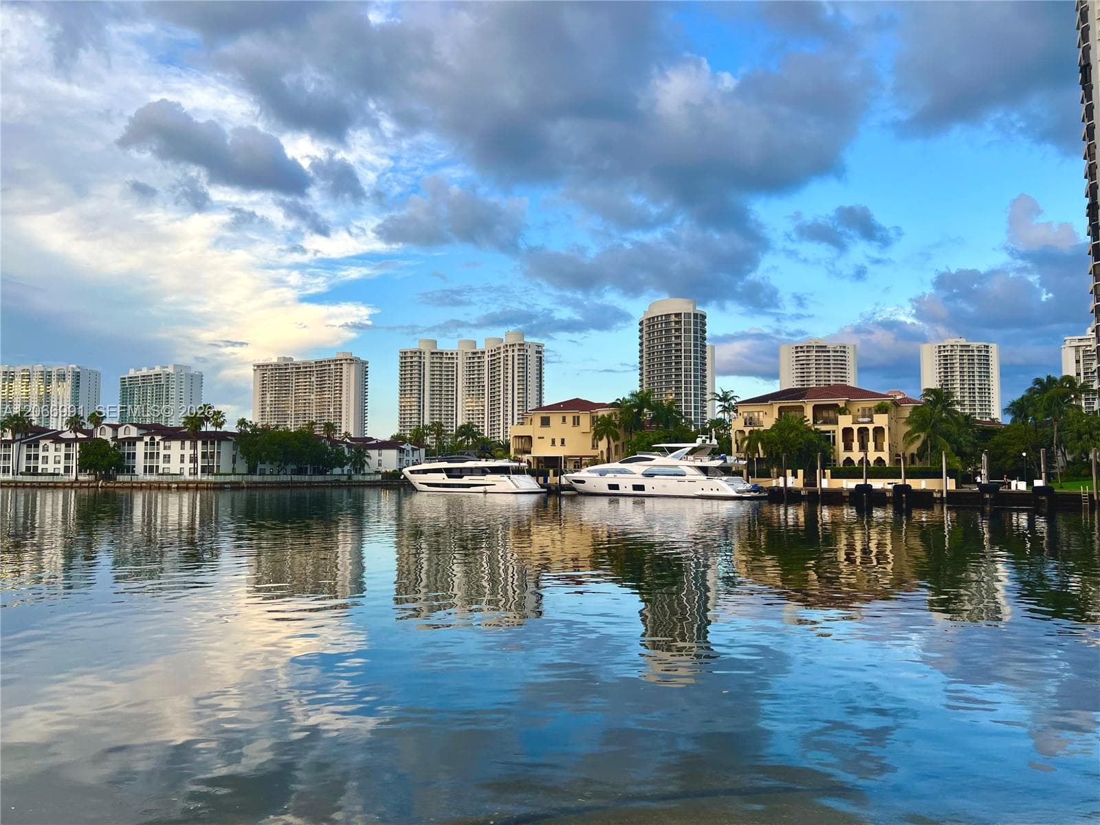 POINT EAST · #T104 in Aventura - Photo 1
