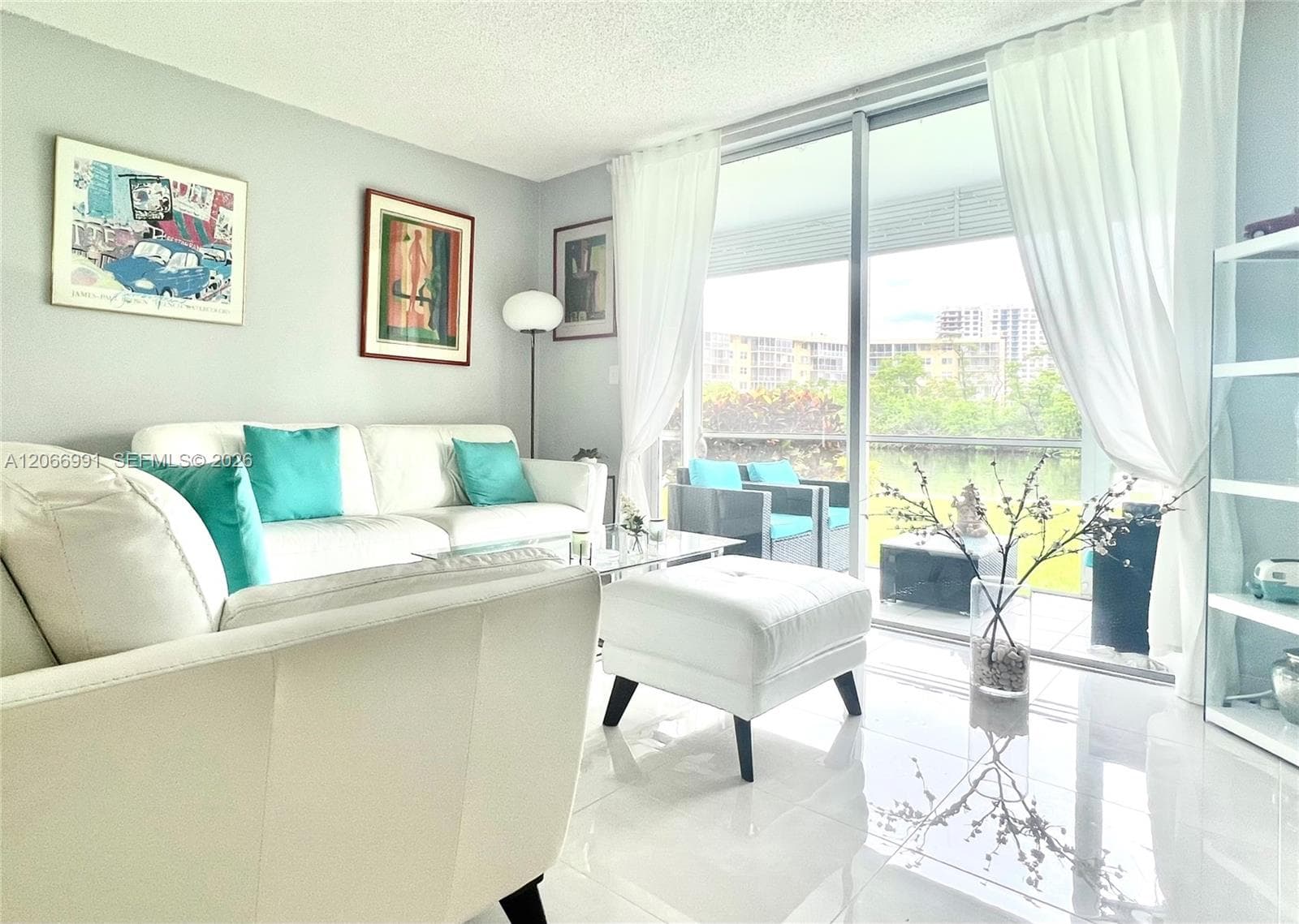 POINT EAST · #T104 in Aventura - Photo 11