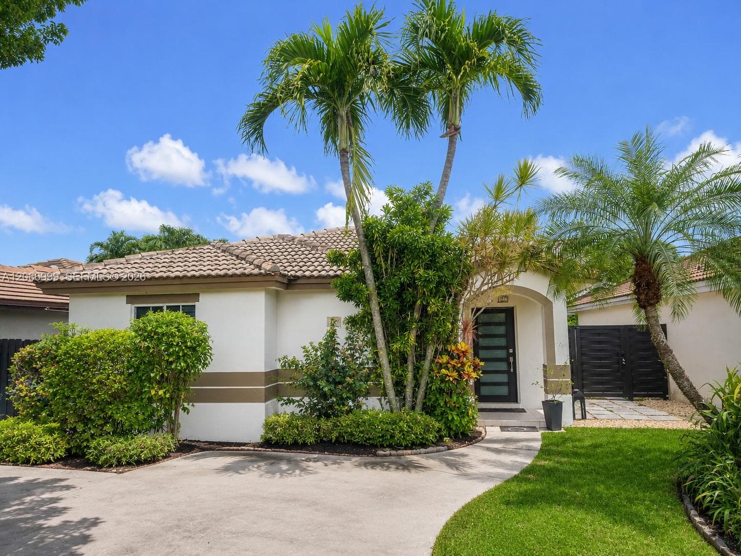 13923 SW 151st Ave photo 1