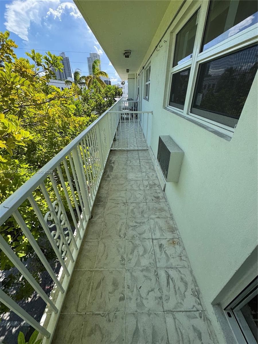 WASHINGTON CENTER CONDO · #311 in Miami Beach - Photo 17