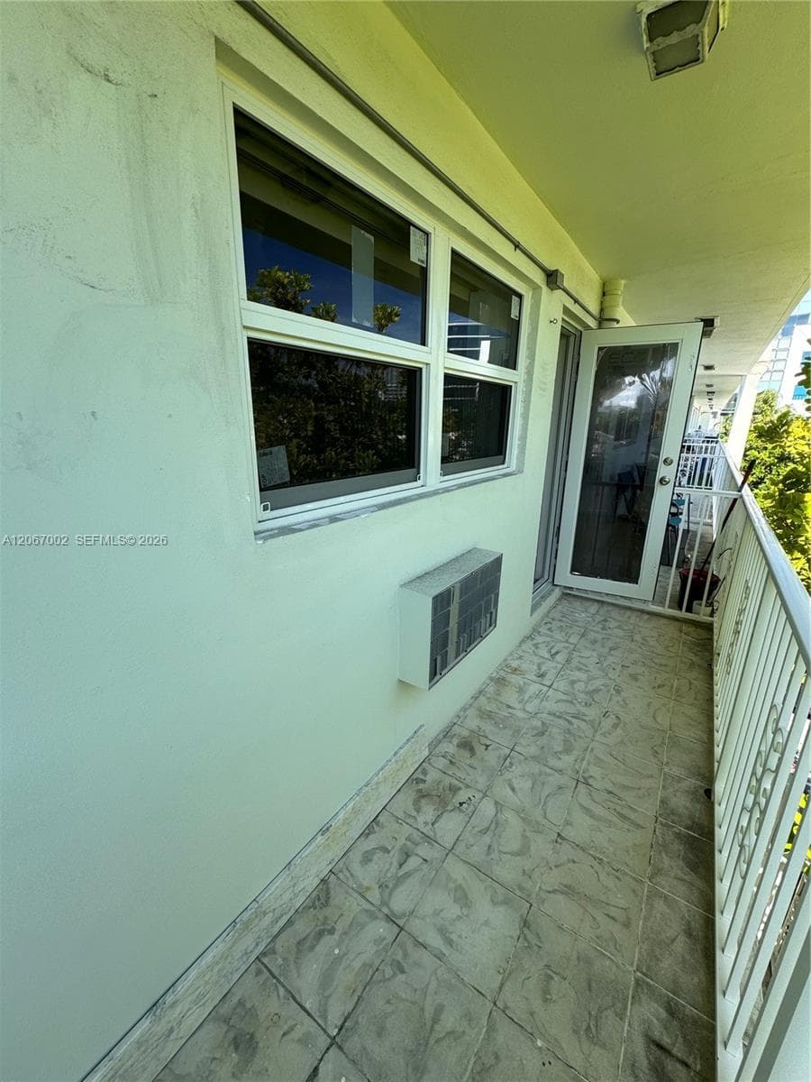 WASHINGTON CENTER CONDO · #311 in Miami Beach - Photo 16