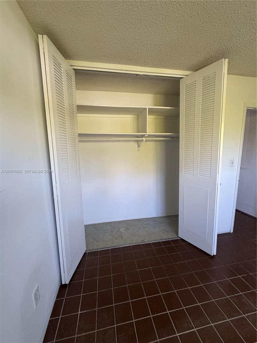 WASHINGTON CENTER CONDO · #311 in Miami Beach - Photo 9