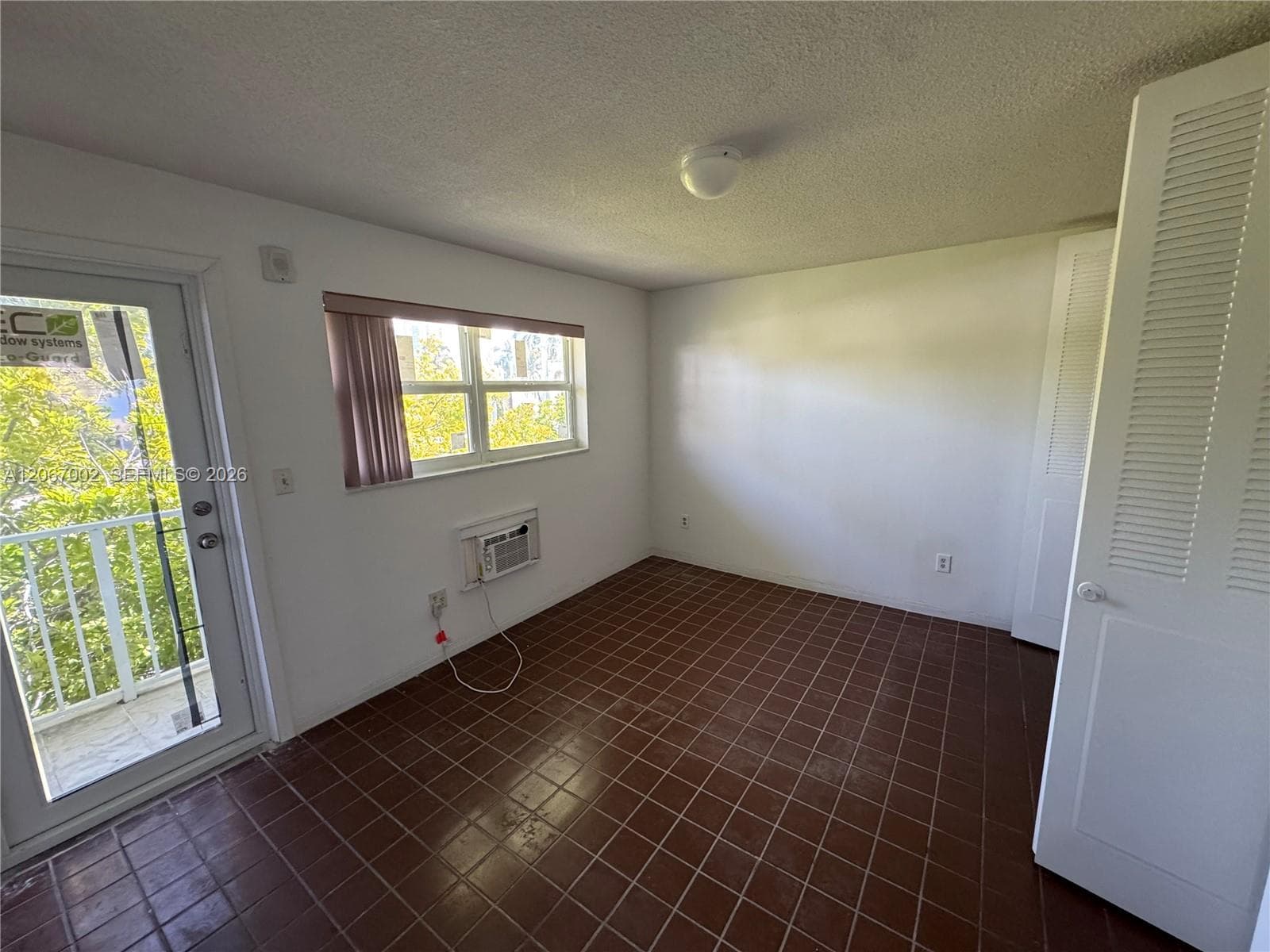 WASHINGTON CENTER CONDO · #311 in Miami Beach - Photo 15